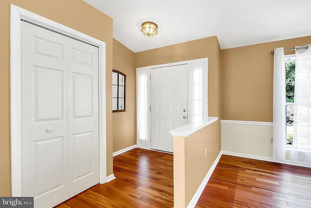 4 bed, 2638 sqft, $1,850 — Photo 2