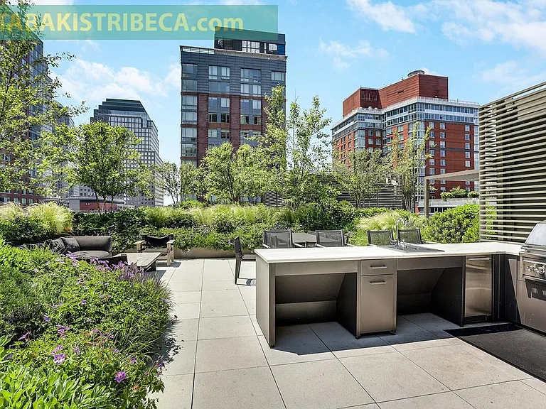 210 Warren St #5K — Photo 14