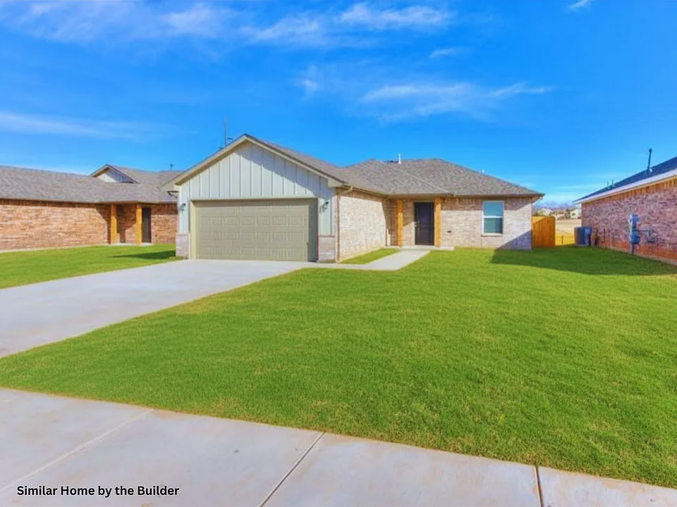 1608 Highland Loop