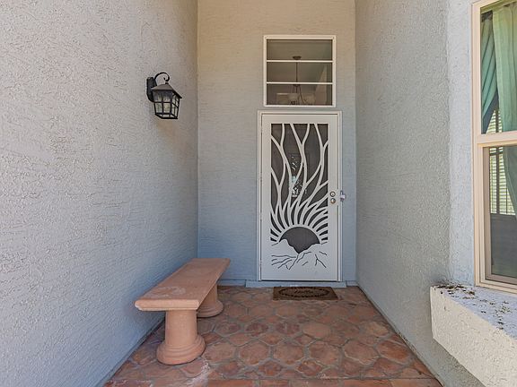 4th image of 3809 E Windsong Dr