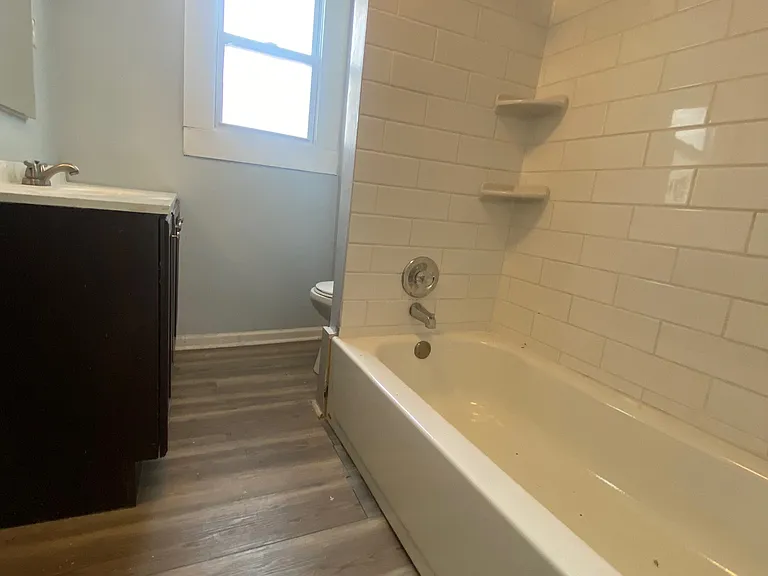 2316 Coyner Ave — Photo 11