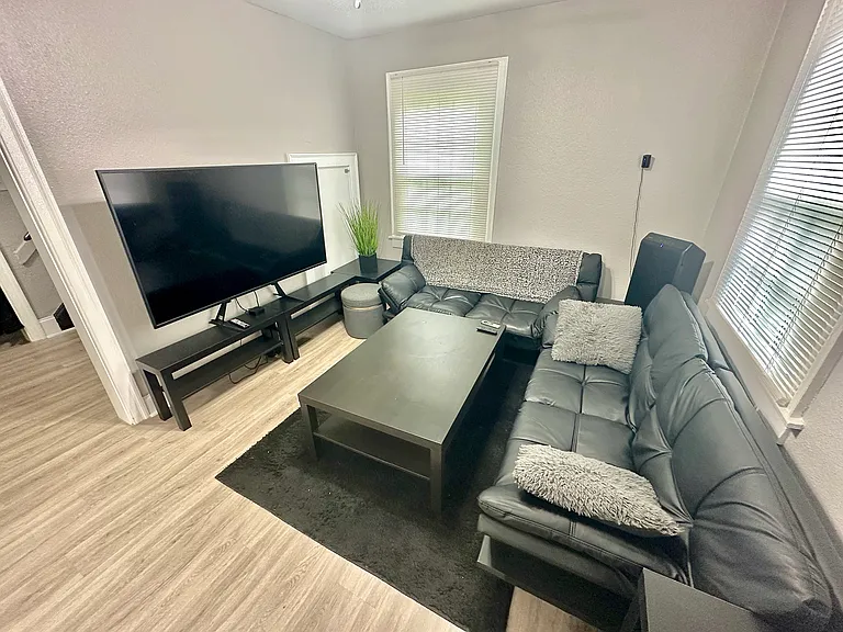 26 Afton Pkwy #1 — Photo 14