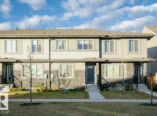 1537 Sandstone Blvd, Strathcona County, AB T8H0S3
