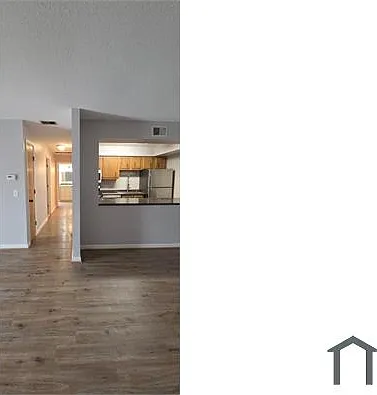 6537 Woodhall Dr #4 — Photo 2