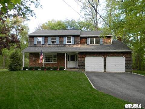 1st image of 32 Clearbrook Dr