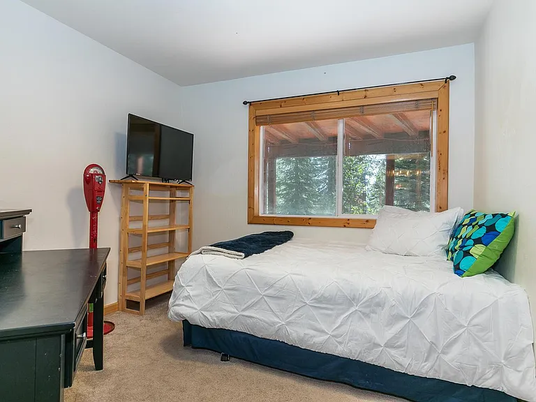11190 Mougle Ln — Photo 11