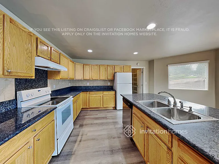 731 SW 356th Pl — Photo 7