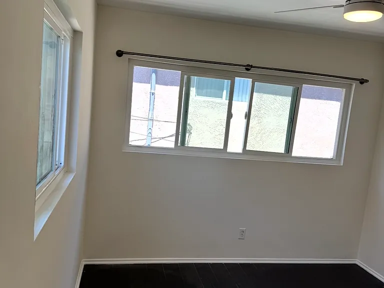 1631 N Harvard Blvd #5 — Photo 3