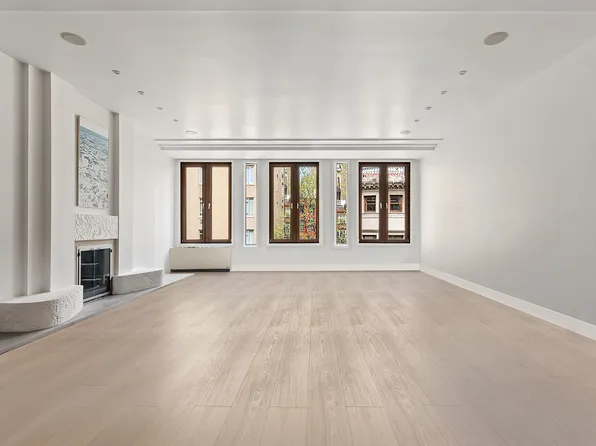 8 East 68th Street 4 image 1 of 10