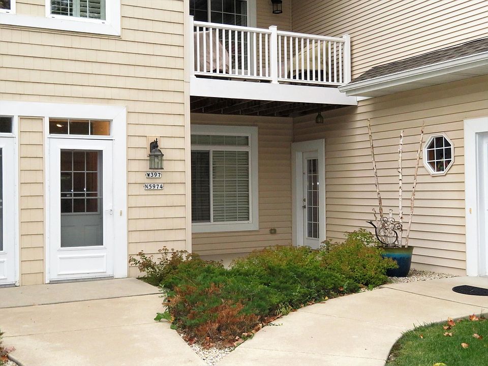 1st image of W397N5974 Autumn Woods Dr