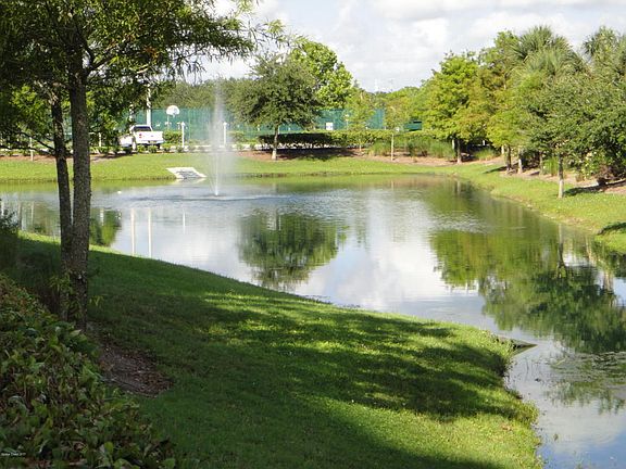 4th image of 5 Indian River Ave APT 604