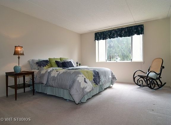 5th image of 1450 Plymouth Ln APT 304