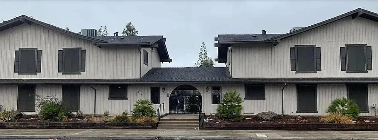 2 bed, 1100 sqft, $1,400 — Photo 1