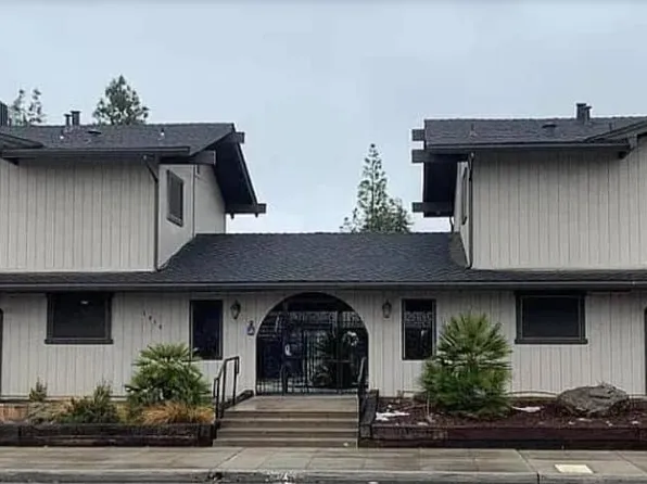 1414 W Swift Ave, Fresno, CA