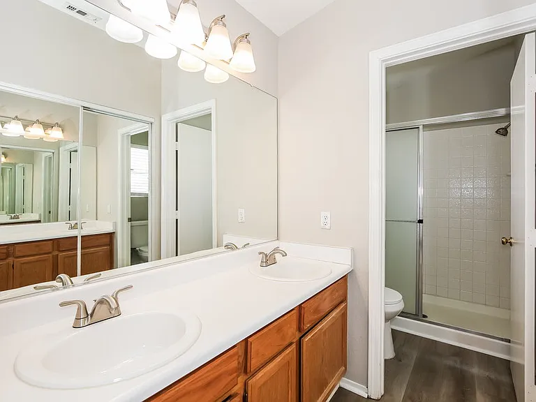 1724 Villa Vista Way — Photo 11