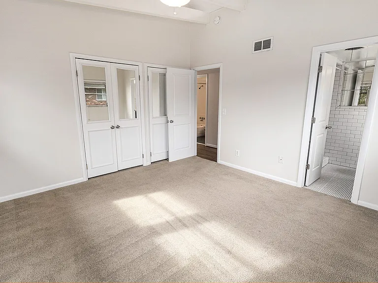 1844 Montclair Rd — Photo 8