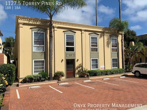 1127.5 N Torrey Pines Rd