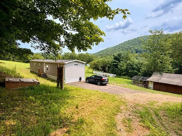 6 Lost Ln, Oswayo, PA 16915