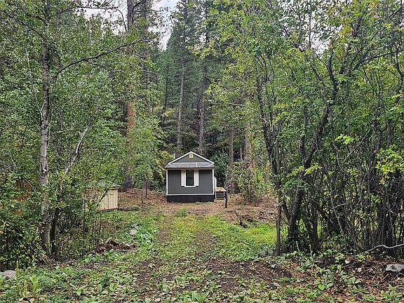 2nd image of 285 Upper Sawmill Creek Rd