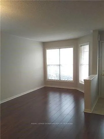 930 Gazley Cir — Photo 3