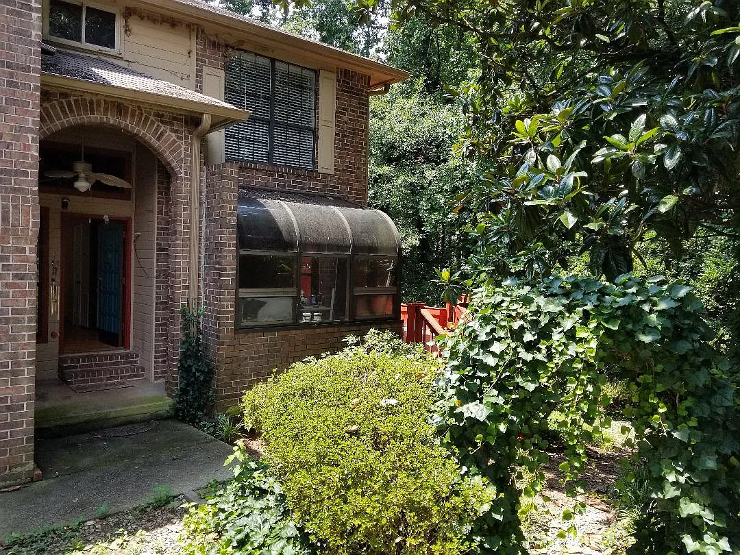3 bed, 2.5 bath, 2000 sqft, $2,000 — Photo 1