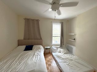 1860 Cornelia St APT 2L, Ridgewood, NY 11385