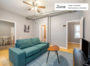 2611 W Armitage Ave, Chicago, IL 60647