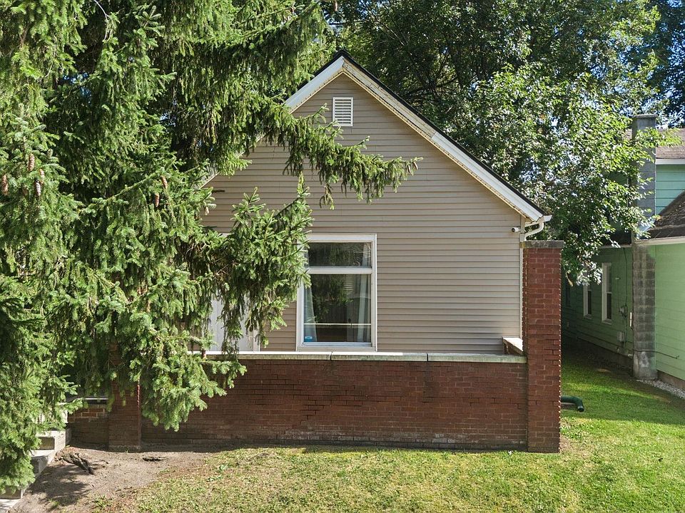 1st image of 421 Poplar St