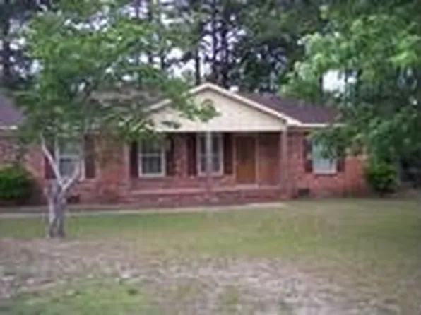 7136 Fillyaw Rd, Fayetteville, NC 28303