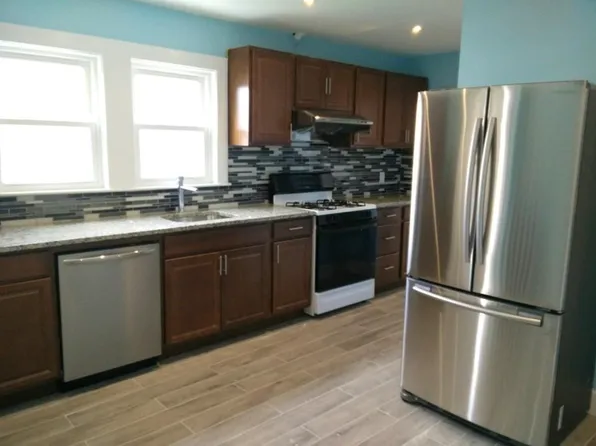 126 Lake St #2, Arlington, MA 02474