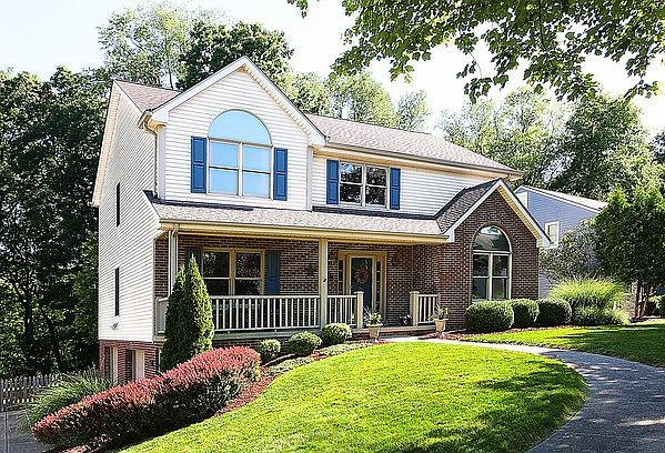 1st image of 183 Village Dr