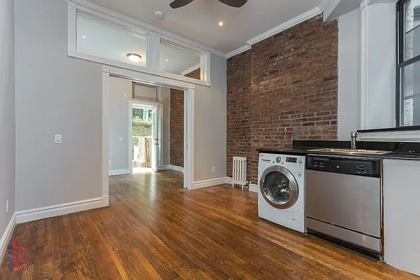 Rented by Centennial Properties NY | media 14