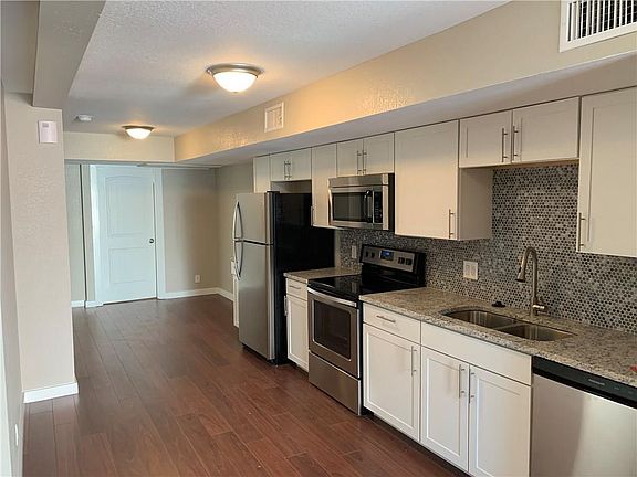3rd image of 7202 Twin Crest Dr APT 101
