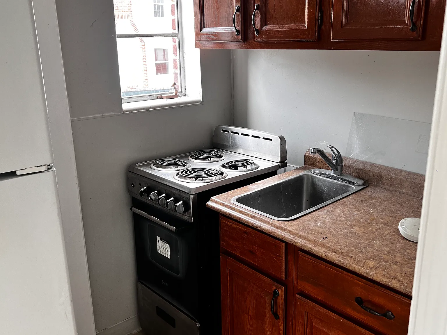 1 bed, 600 sqft, $1,100 — Photo 3