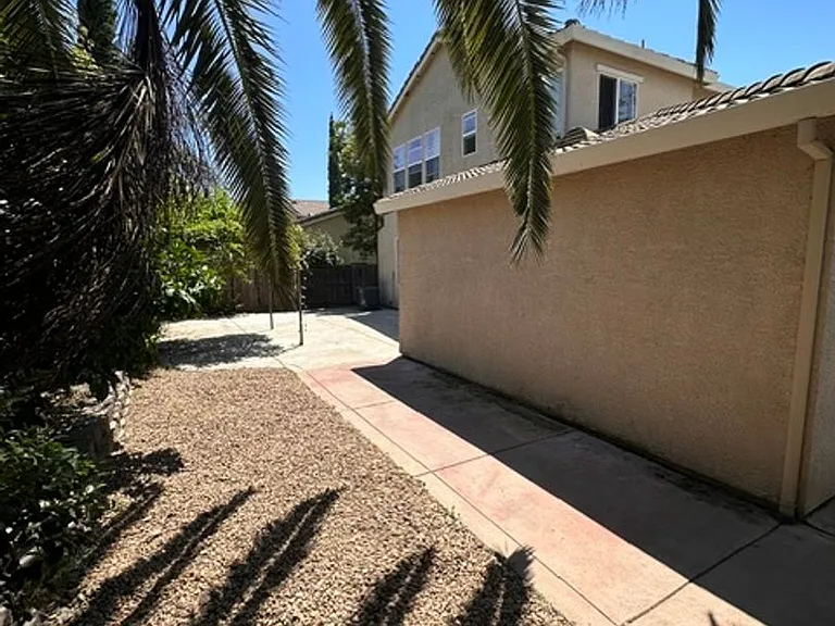 5663 Lolet Way — Photo 14