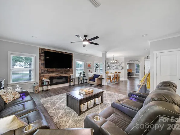 1156 Wagner Ave, Fort Mill, SC 29715
