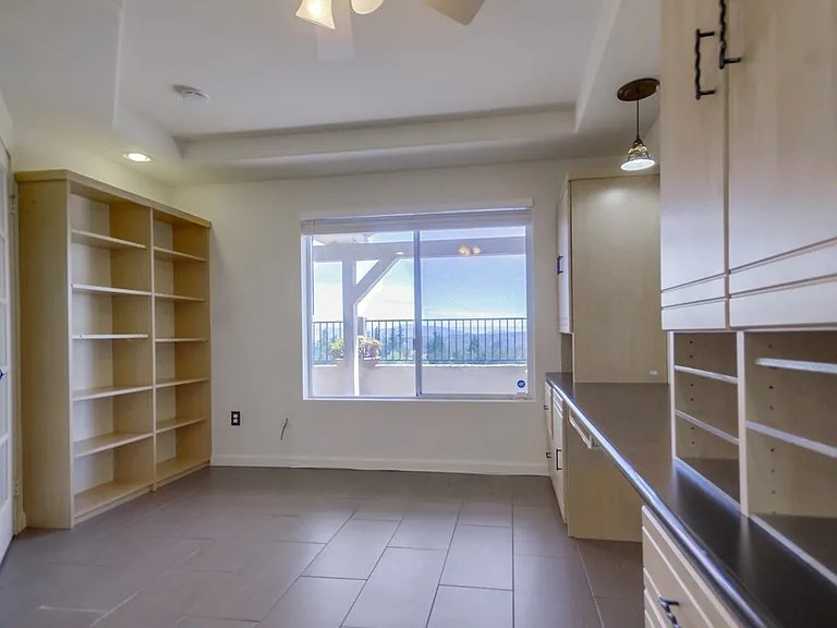 2703 Lobelia Rd — Photo 44