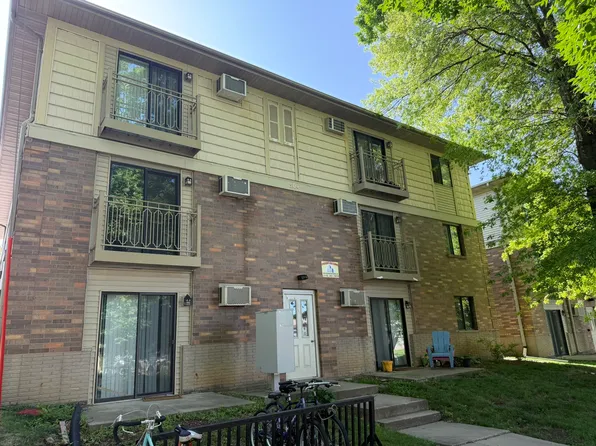 504 S Van Buren St, Iowa City, IA