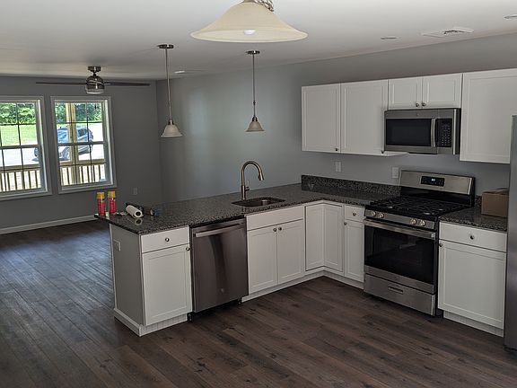 2nd image of 7 Belknap St