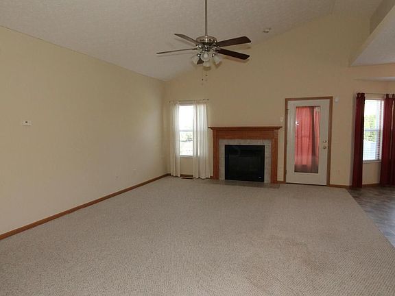 4th image of 8009 Headwater Dr