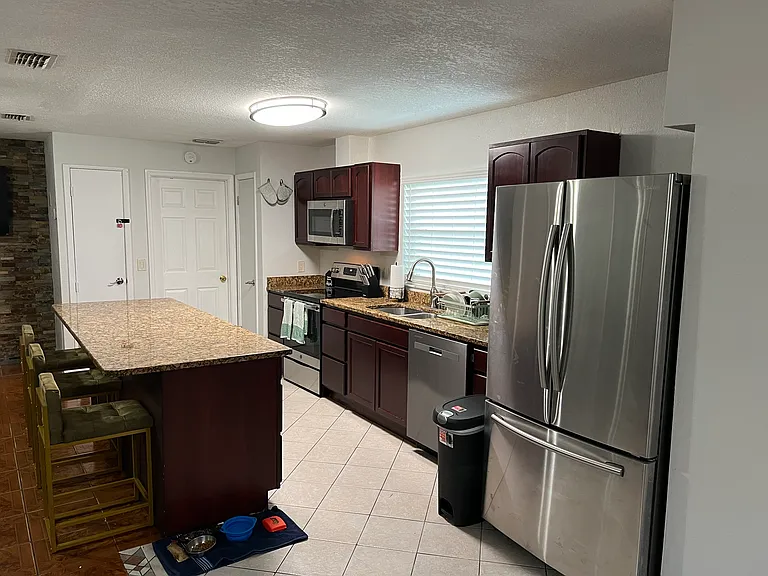 1381 Gladiolas Dr — Photo 6