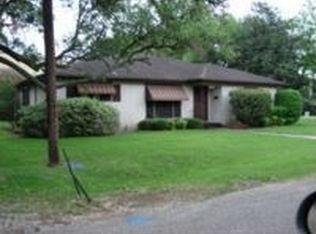 519 S Lee St, Alvin, TX 77511