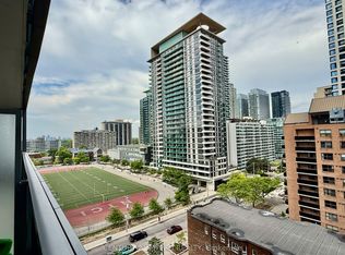 39 Roehampton Ave #702, Toronto, ON M4P 0G1