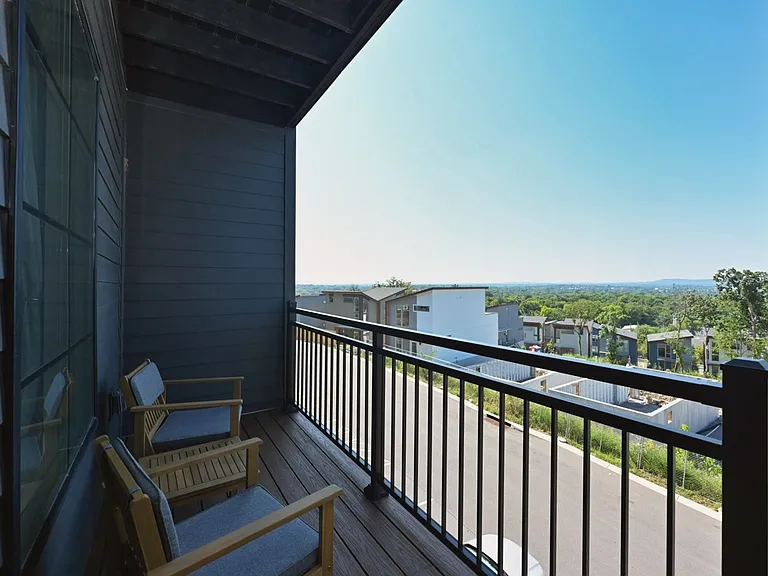 2900 Edwin Way #202 — Photo 14