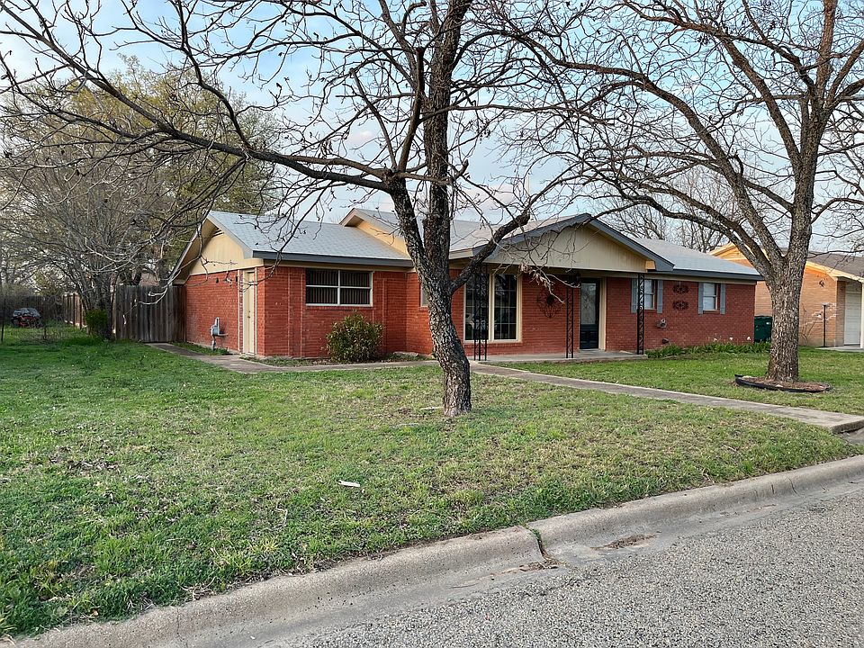 1st image of 1309 Westview Dr