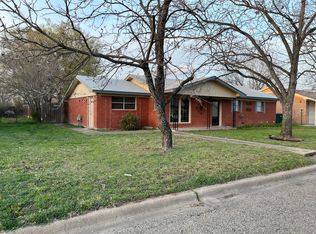1309 Westview Dr, Gatesville, TX 76528