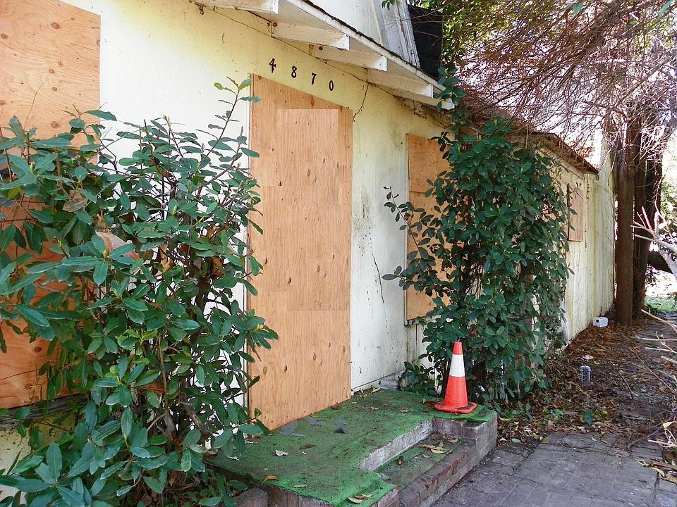 1st image of 4870 E Tulare St