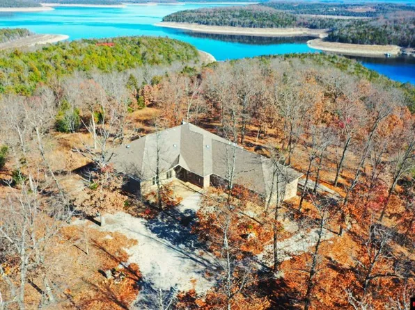 150 Sunrise Rdg, Yellville, AR 72687