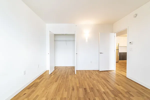 Rented by Astoria Realty | media 5