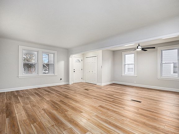 3rd image of 8117 W 30th St